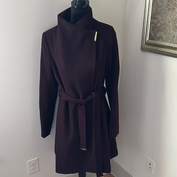 MICHAEL Michael Kors Asymmetrical belted wool merlot coat Sz M - Picture 4 of 15